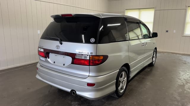 2000 Toyota Estima JDM car for sale — photo 3 of 10