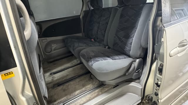 2000 Toyota Estima JDM car for sale — photo 6 of 10