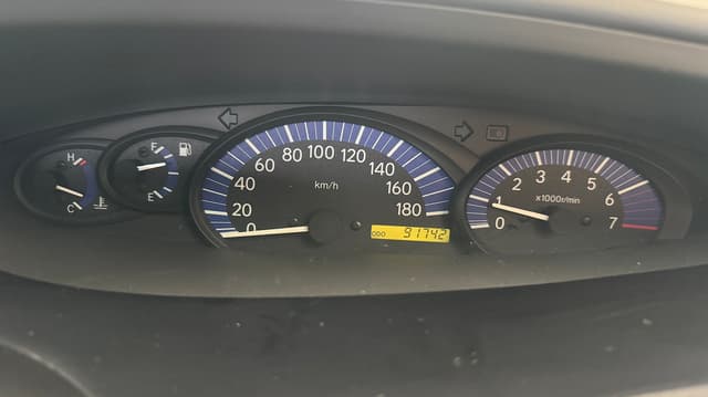2000 Toyota Estima JDM car for sale — photo 9 of 10