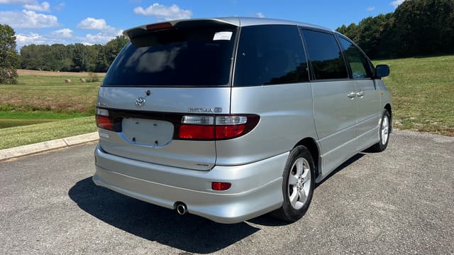 2000 Toyota Estima JDM car for sale — photo 4 of 10
