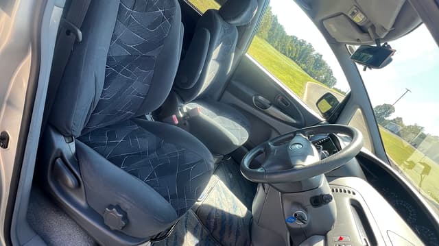 2000 Toyota Estima JDM car for sale — photo 5 of 10