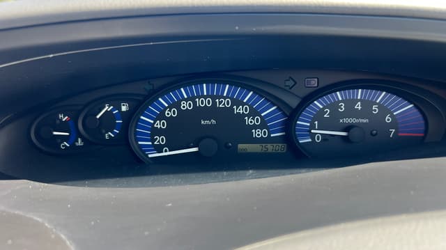 2000 Toyota Estima JDM car for sale — photo 9 of 10