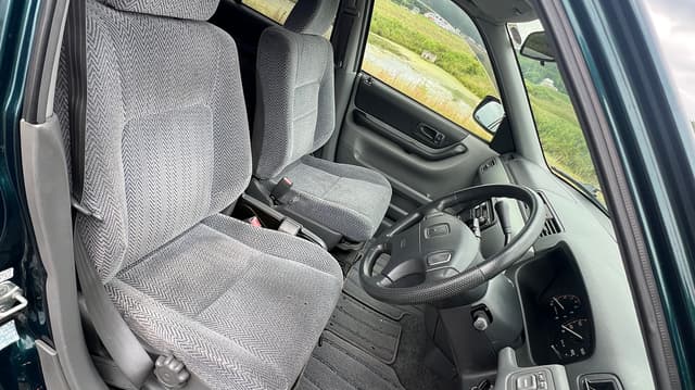 1997 Honda CR-V JDM car for sale — photo 5 of 10