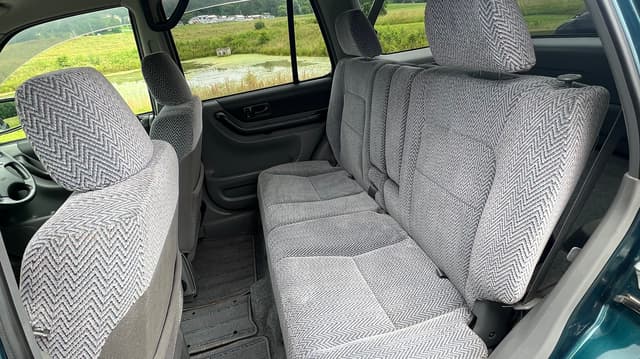 1997 Honda CR-V JDM car for sale — photo 6 of 10