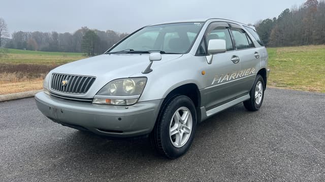 1997 Toyota Harrier JDM car for sale — photo 2 of 10