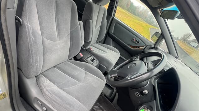 1997 Toyota Harrier JDM car for sale — photo 5 of 10