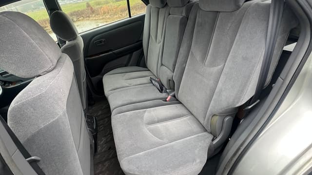 1997 Toyota Harrier JDM car for sale — photo 6 of 10