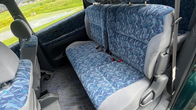 1996 Toyota Ipsum JDM car for sale — photo 6 of 9