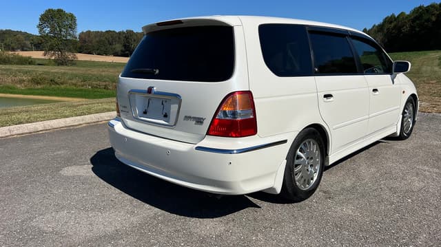 2000 Honda Odyssey JDM car for sale — photo 3 of 10