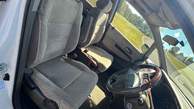 2000 Honda Odyssey JDM car for sale — photo 5 of 10