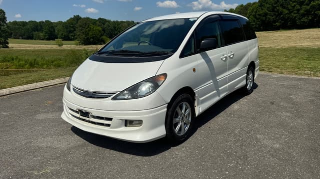 2000 Toyota Estima JDM car for sale — photo 2 of 10