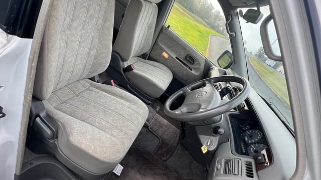 1998 Toyota Townace JDM car for sale — photo 5 of 9