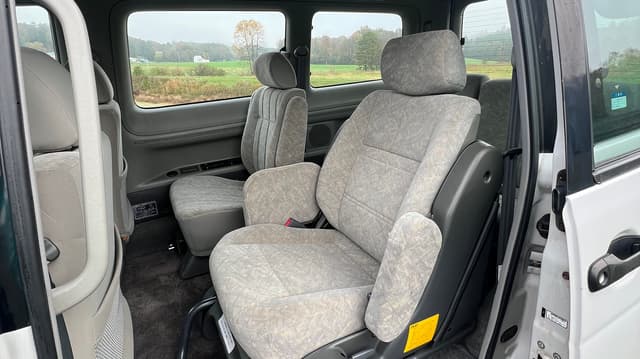 1998 Toyota Townace JDM car for sale — photo 6 of 9