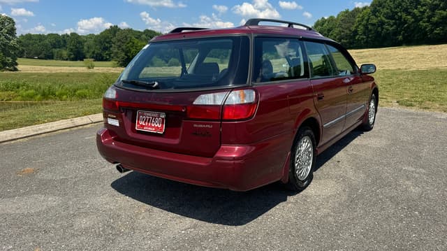 1998 Subaru Legacy JDM car for sale — photo 3 of 10