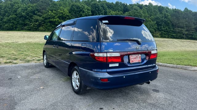 2001 Toyota Estima JDM car for sale — photo 4 of 10