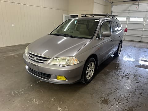 2000 Honda Odyssey JDM car for sale — photo 2 of 10