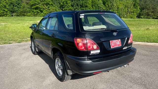 2000 Toyota Harrier JDM car for sale — photo 4 of 10