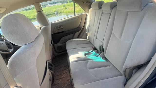 2000 Toyota Harrier JDM car for sale — photo 6 of 10