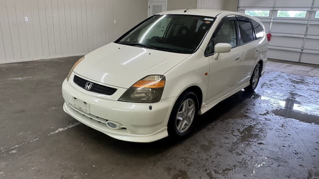 2001 Honda Stream JDM car for sale — photo 2 of 10
