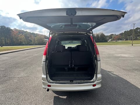 1999 Toyota Noah JDM car for sale — photo 7 of 9