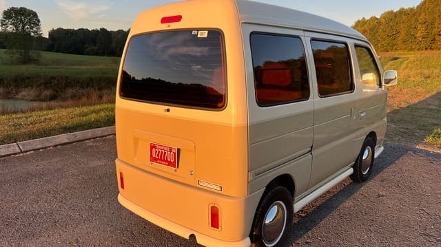1996 Suzuki Every Van JDM car for sale — photo 3 of 8