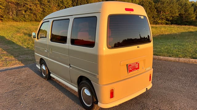 1996 Suzuki Every Van JDM car for sale — photo 4 of 8