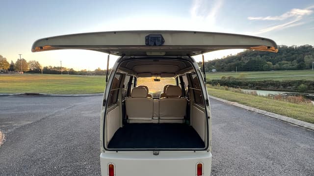 1996 Suzuki Every Van JDM car for sale — photo 8 of 8