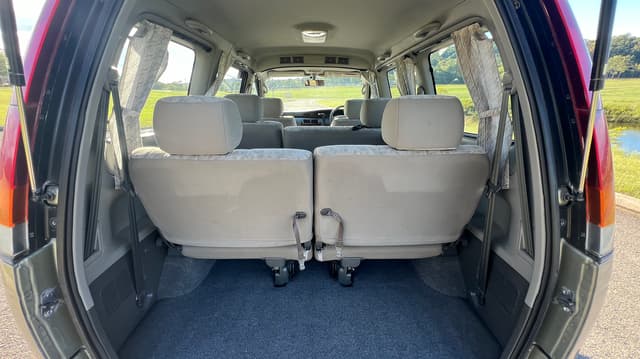 1997 Toyota Noah JDM car for sale — photo 8 of 9