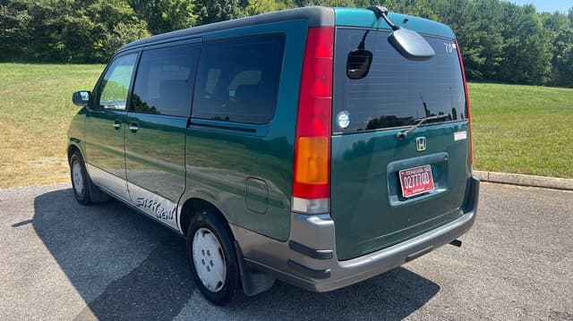 1997 Honda Stepwagon JDM car for sale — photo 3 of 9