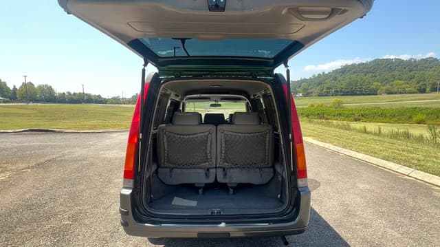 1997 Honda Stepwagon JDM car for sale — photo 8 of 9
