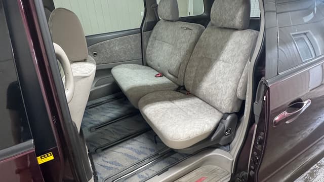 2000 Toyota Estima JDM car for sale — photo 6 of 10