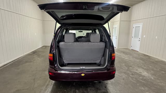 2000 Toyota Estima JDM car for sale — photo 8 of 10