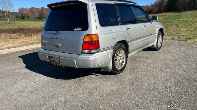 1998 Subaru Forester JDM car for sale — photo 4 of 10