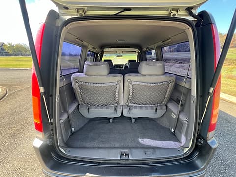 1997 Honda Stepwagon JDM car for sale — photo 8 of 9