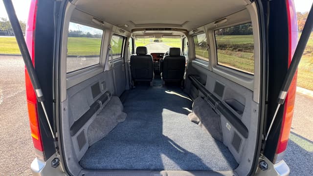 1998 Honda Stepwagon JDM car for sale — photo 7 of 9