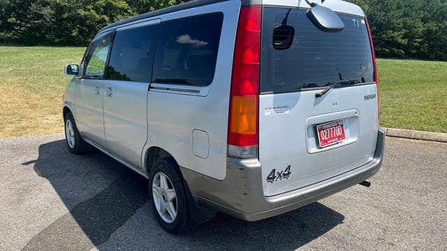 1997 Honda Stepwagon JDM car for sale — photo 4 of 9