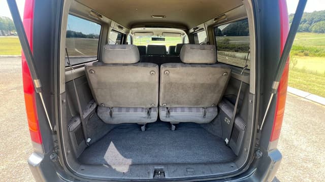 1997 Honda Stepwagon JDM car for sale — photo 7 of 9