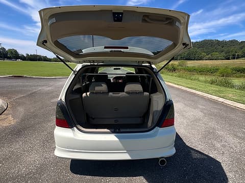 2000 Honda Odyssey JDM car for sale — photo 8 of 10