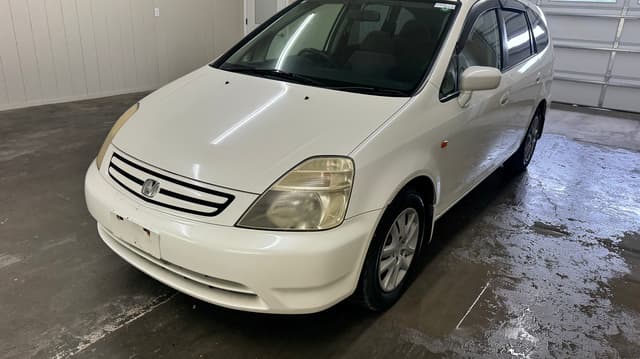 2001 Honda Stream JDM car for sale — photo 2 of 10