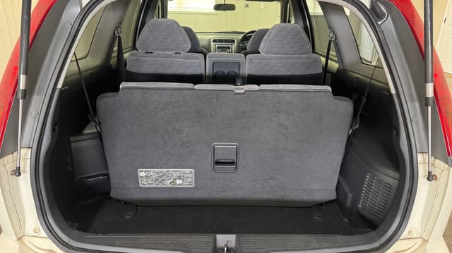 2001 Honda Stream JDM car for sale — photo 8 of 10
