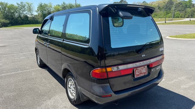 1997 Nissan Largo JDM car for sale — photo 4 of 10