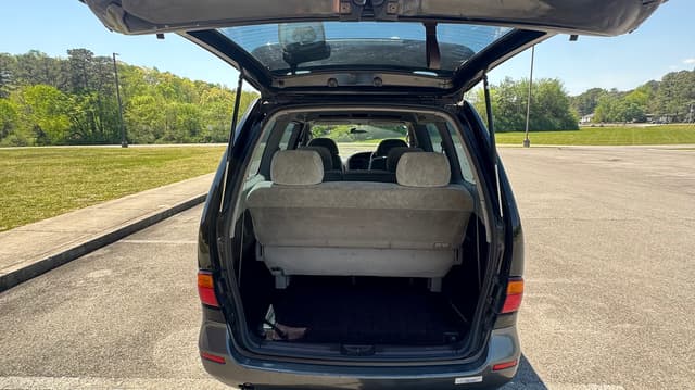 1997 Nissan Largo JDM car for sale — photo 7 of 10