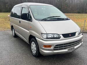1998 Mitsubishi Delica JDM car for sale