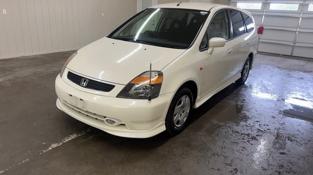 2001 Honda Stream JDM car for sale — photo 2 of 10