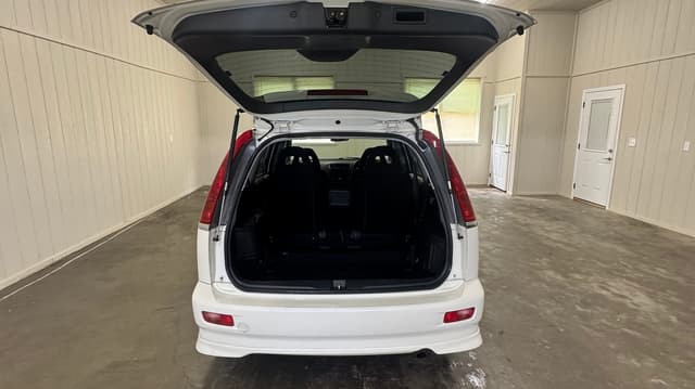 2001 Honda Stream JDM car for sale — photo 7 of 10