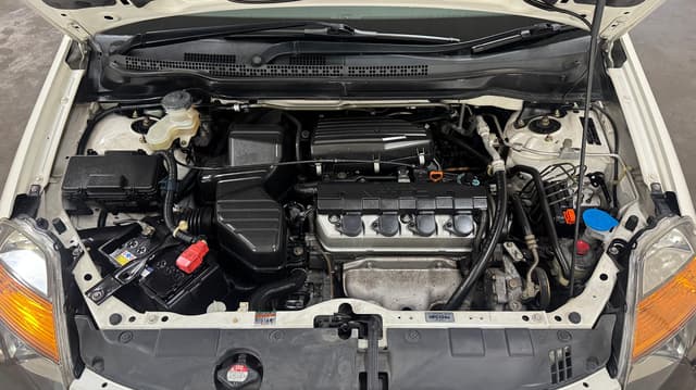 2001 Honda Stream JDM car for sale — photo 9 of 10