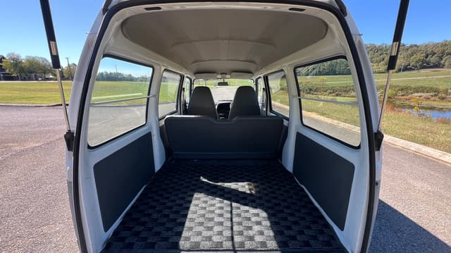 1997 Suzuki Every Van JDM car for sale — photo 8 of 8