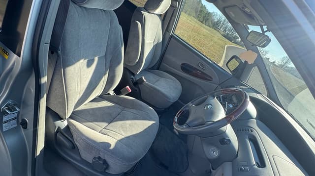2000 Toyota Estima JDM car for sale — photo 5 of 9
