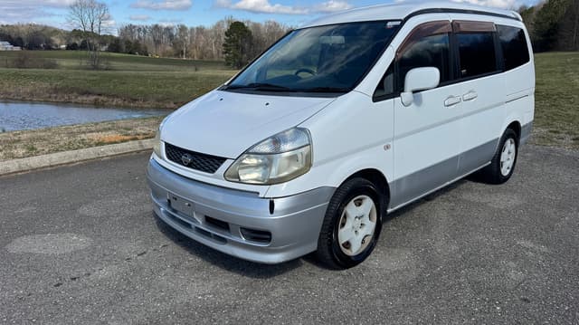2000 Nissan Serena JDM car for sale — photo 2 of 10