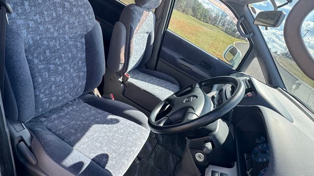 2000 Nissan Serena JDM car for sale — photo 5 of 10